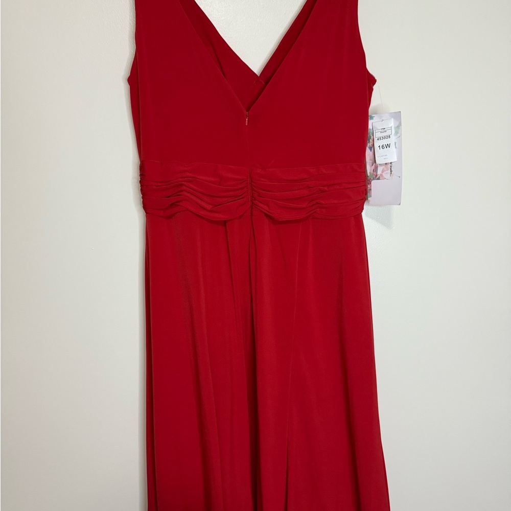 Alfred Angelo NWT Elegant Red A-line flowy midi dress in size 16 - Picture 8 of 14